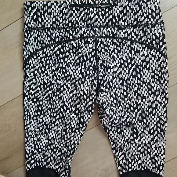 NIKE Dri Fit Activewear Leggings Sz Large - Picture 6 of 8